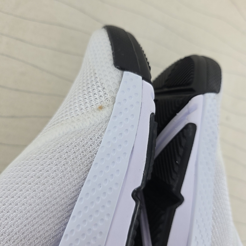 Nike Womems Go FlyEase Hands Free White Running Shoes Sneakers DR5540-102 Sz 7.5 - Picture 9 of 13